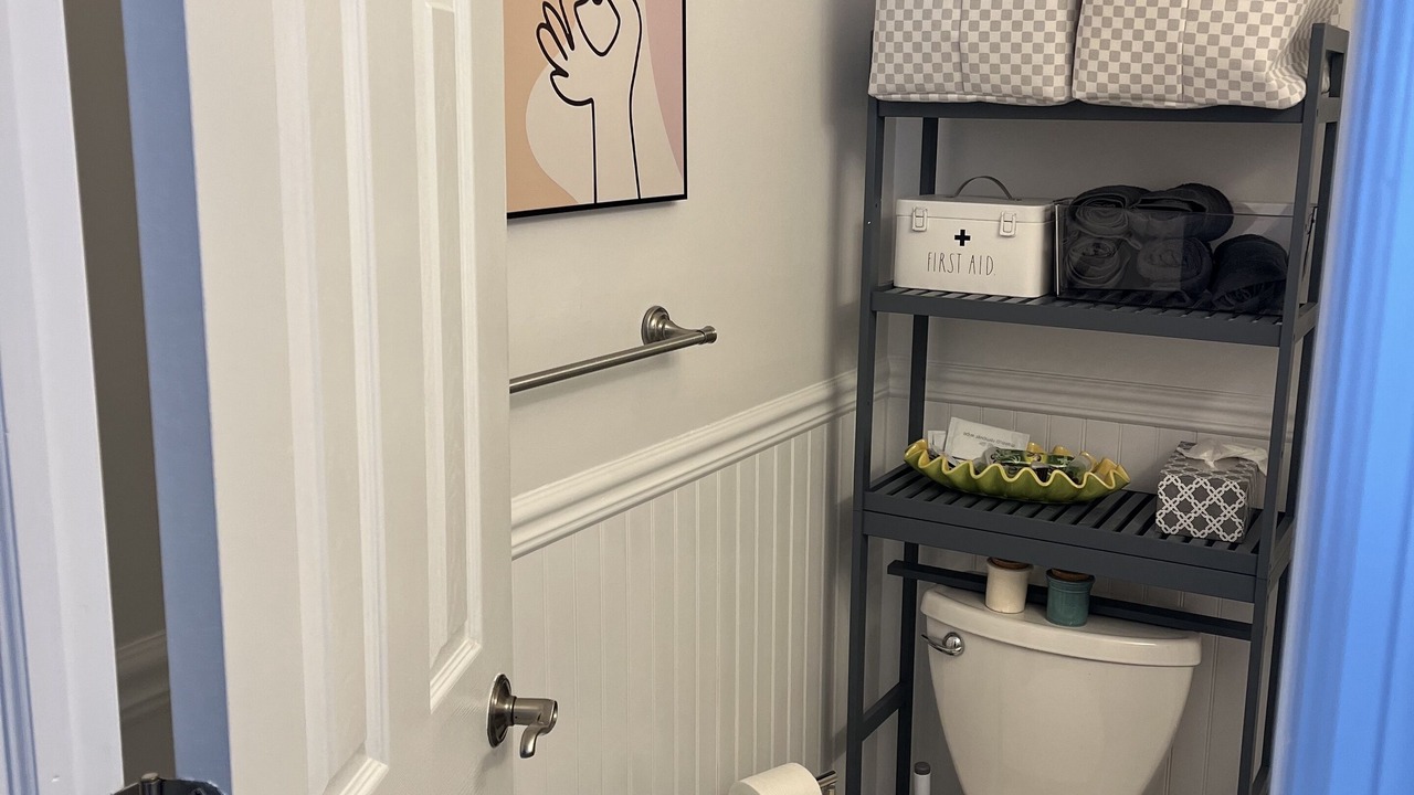 Photo of Bathroom in Dover Beaches North