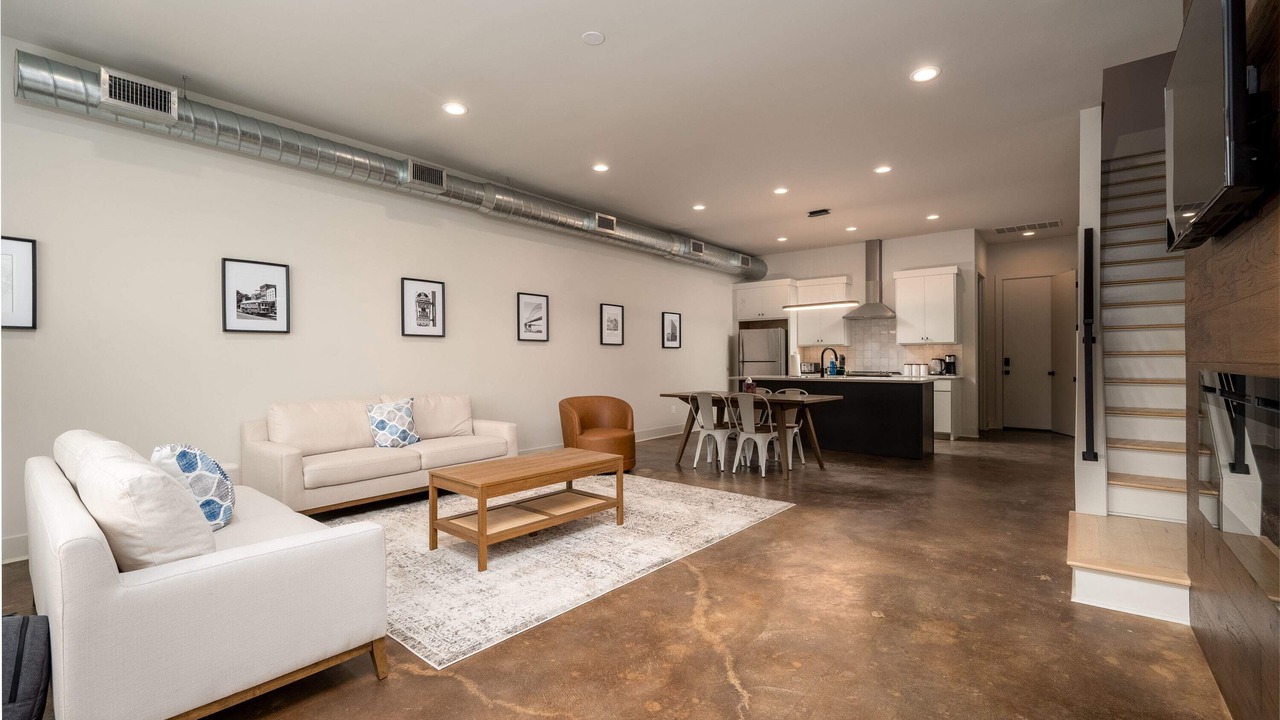 Photo of Livingroom in Cooper-Young Historic District