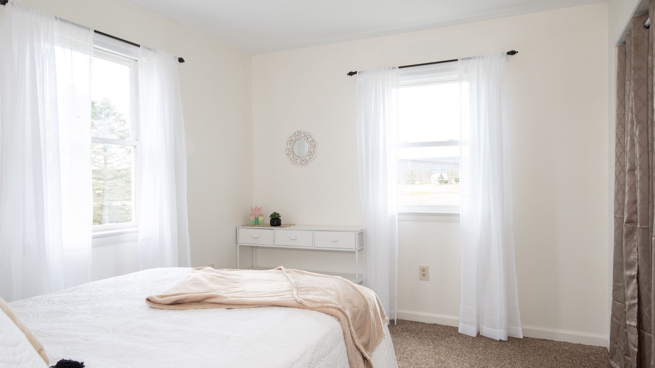 Photo of Bedroom in Millerstown