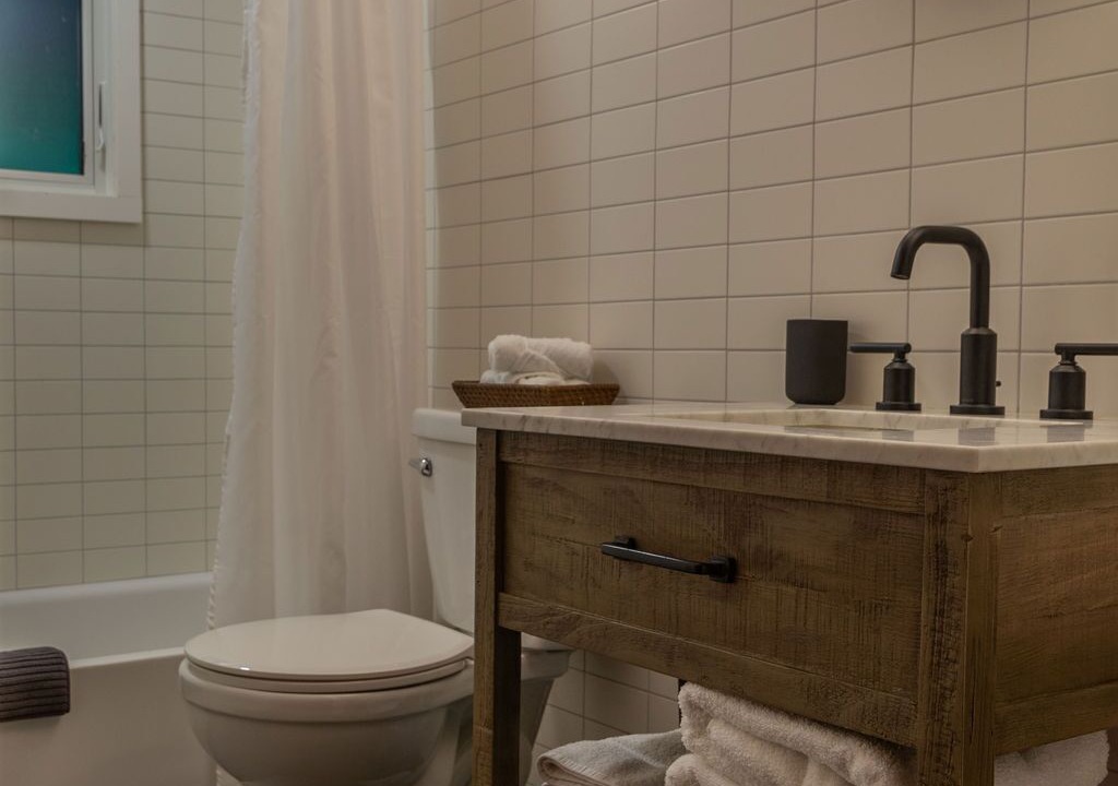 Photo of Bathroom in Mcafee