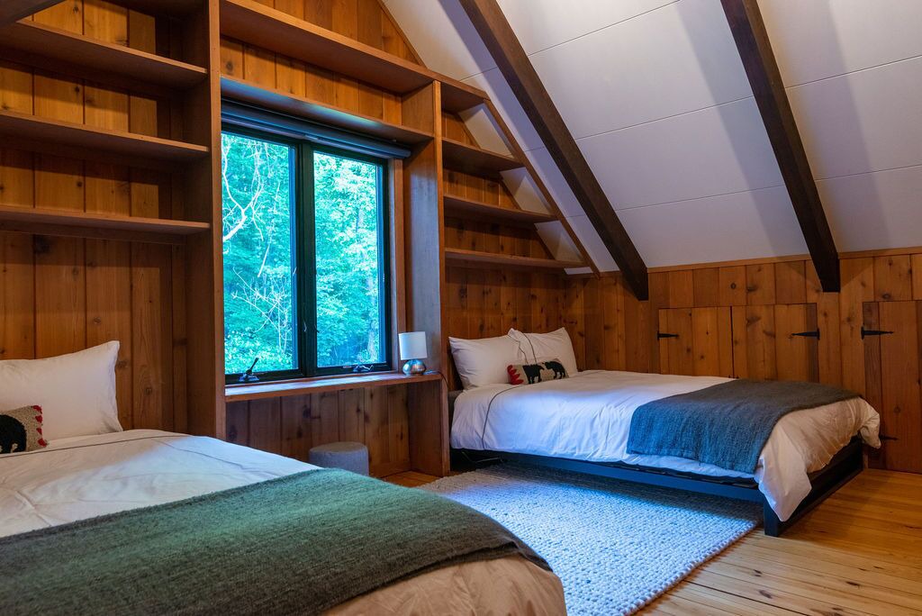 Photo of Bedroom in Mcafee