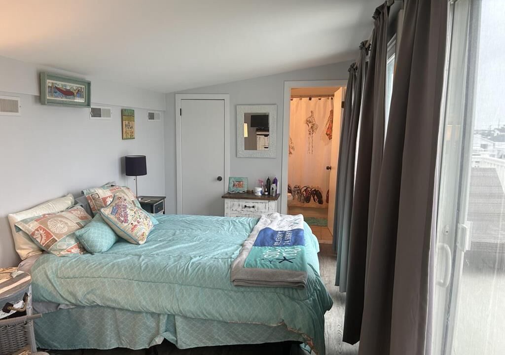 Photo of Bedroom in Townsend's Inlet