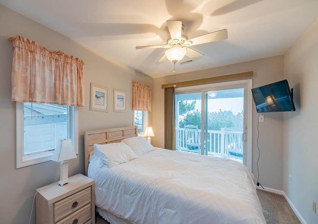 Photo of Bedroom in Townsend's Inlet