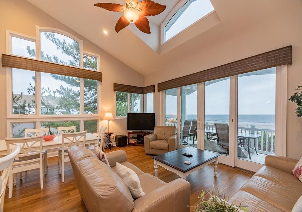 Photo of Livingroom in Townsend's Inlet