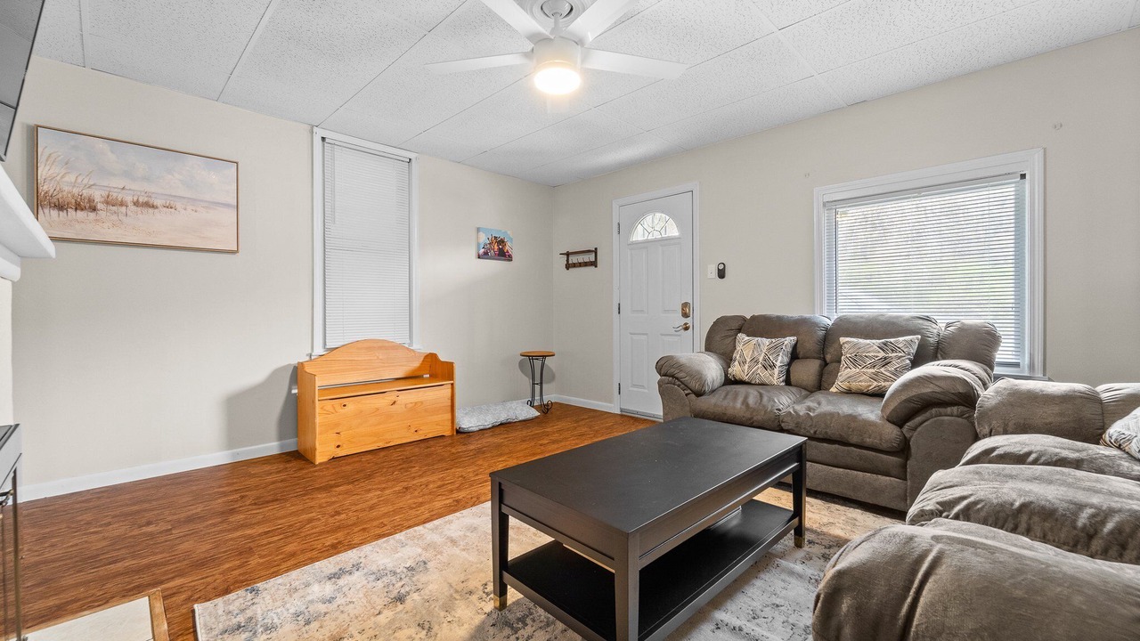 Photo of Livingroom in Carnegie