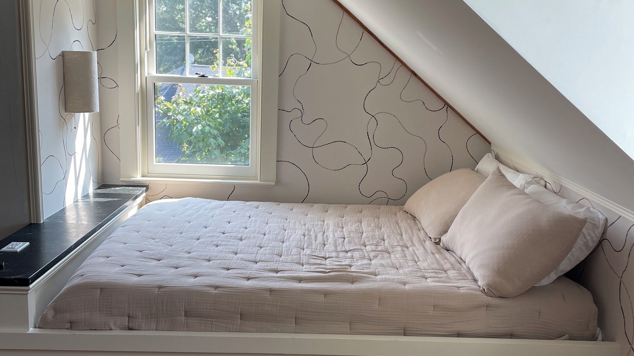 Photo of Bedroom in Murray Hill