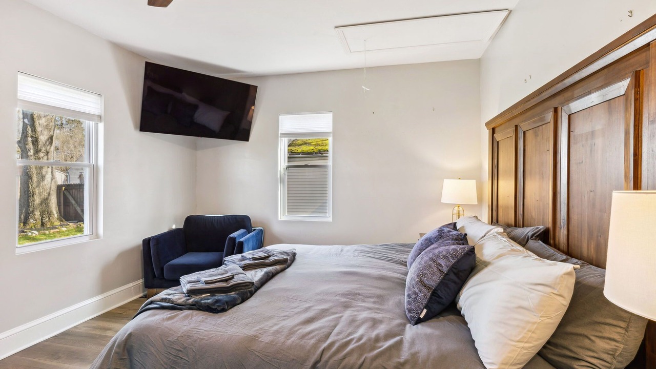 Photo of Bedroom in Portage Lakes
