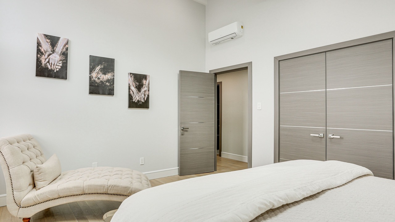 Photo of Bedroom in Lake Hopatcong