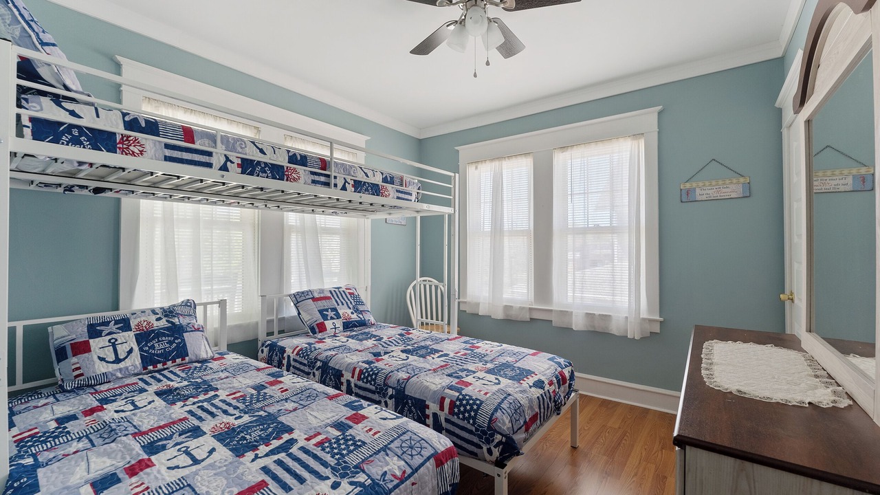 Photo of Bedroom in Wildwood Crest