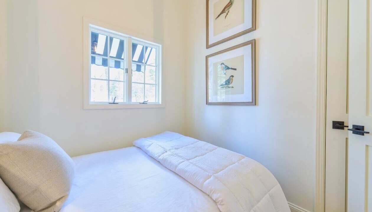 Photo of Bedroom in Douglas