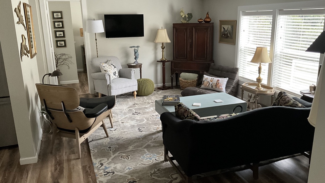 Photo of Livingroom in Black Creek