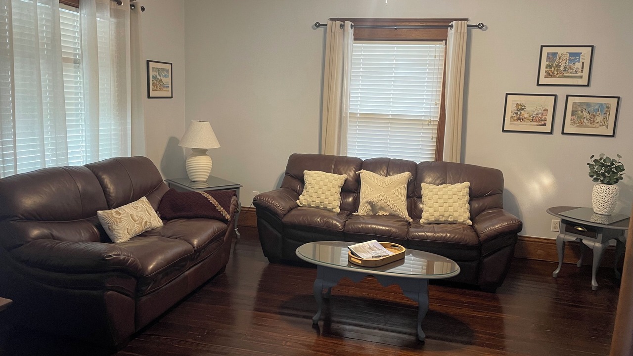 Photo of Livingroom in Oak Harbor