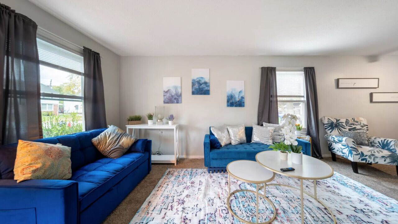 Photo of Bedroom in Euclid