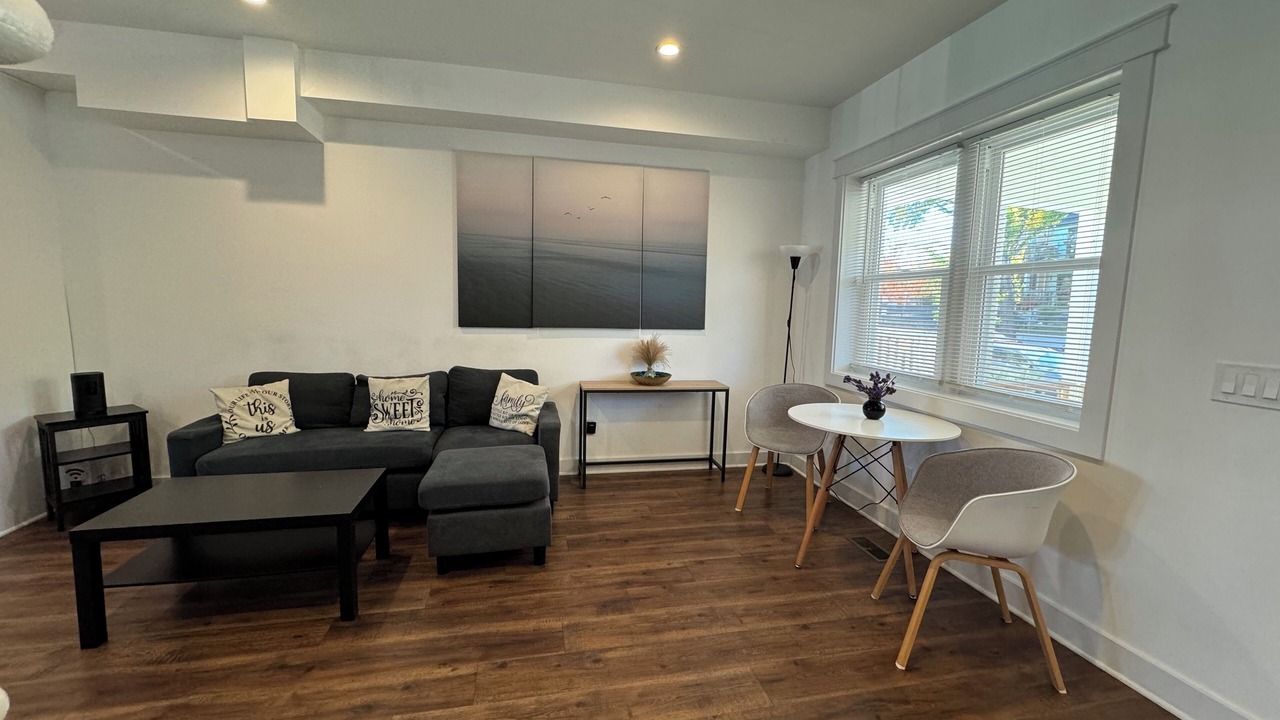 Photo of Livingroom in Brightwood Park