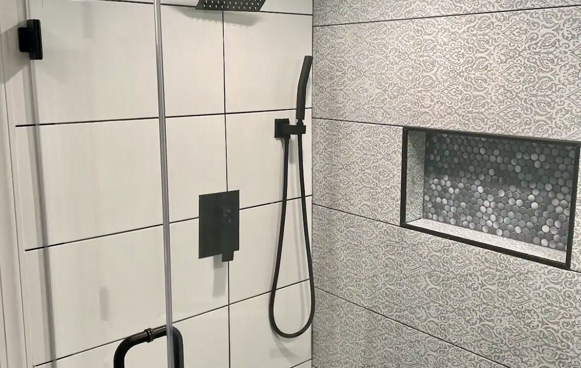 Photo of Bathroom in Brightwood Park