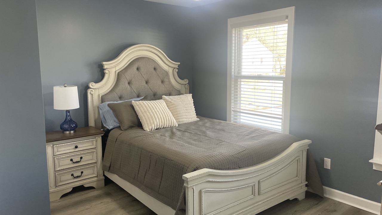Photo of Bedroom in Newark