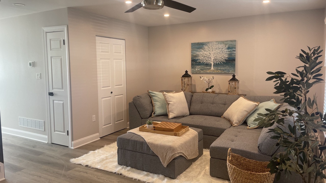 Photo of Livingroom in Newark
