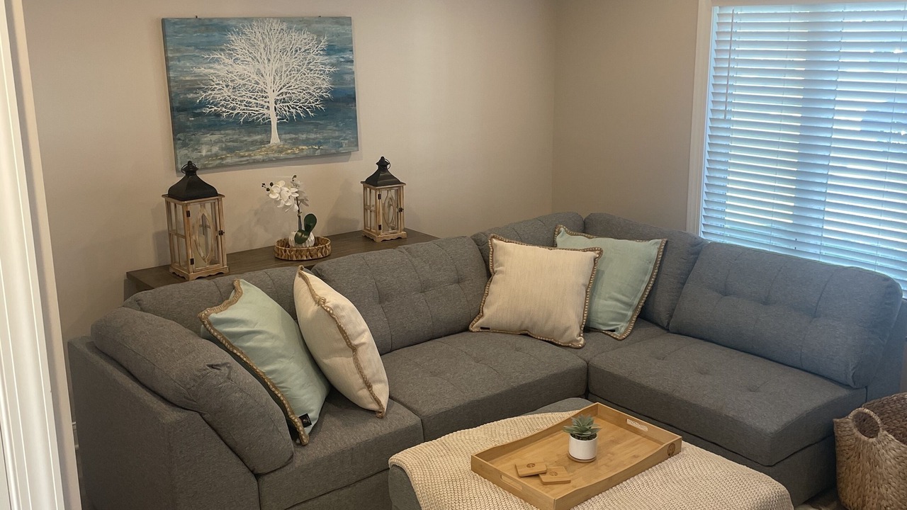 Photo of Livingroom in Newark