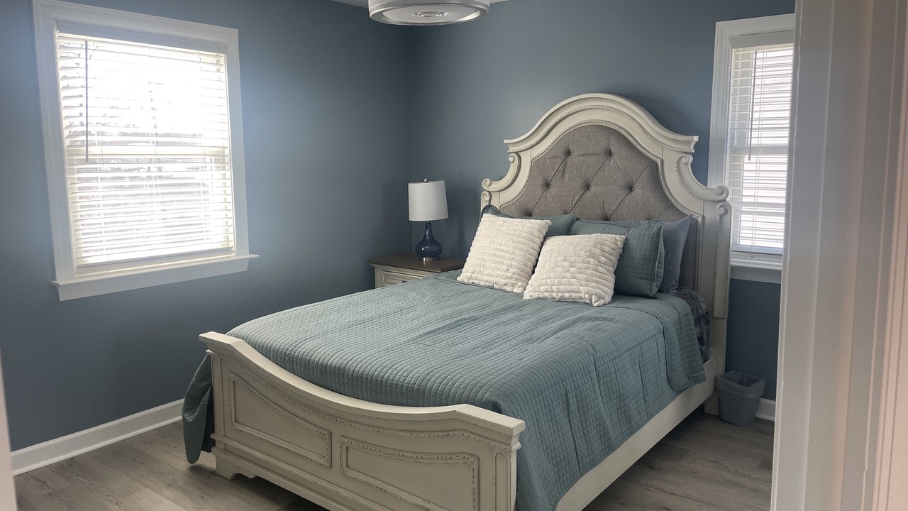 Photo of Bedroom in Newark