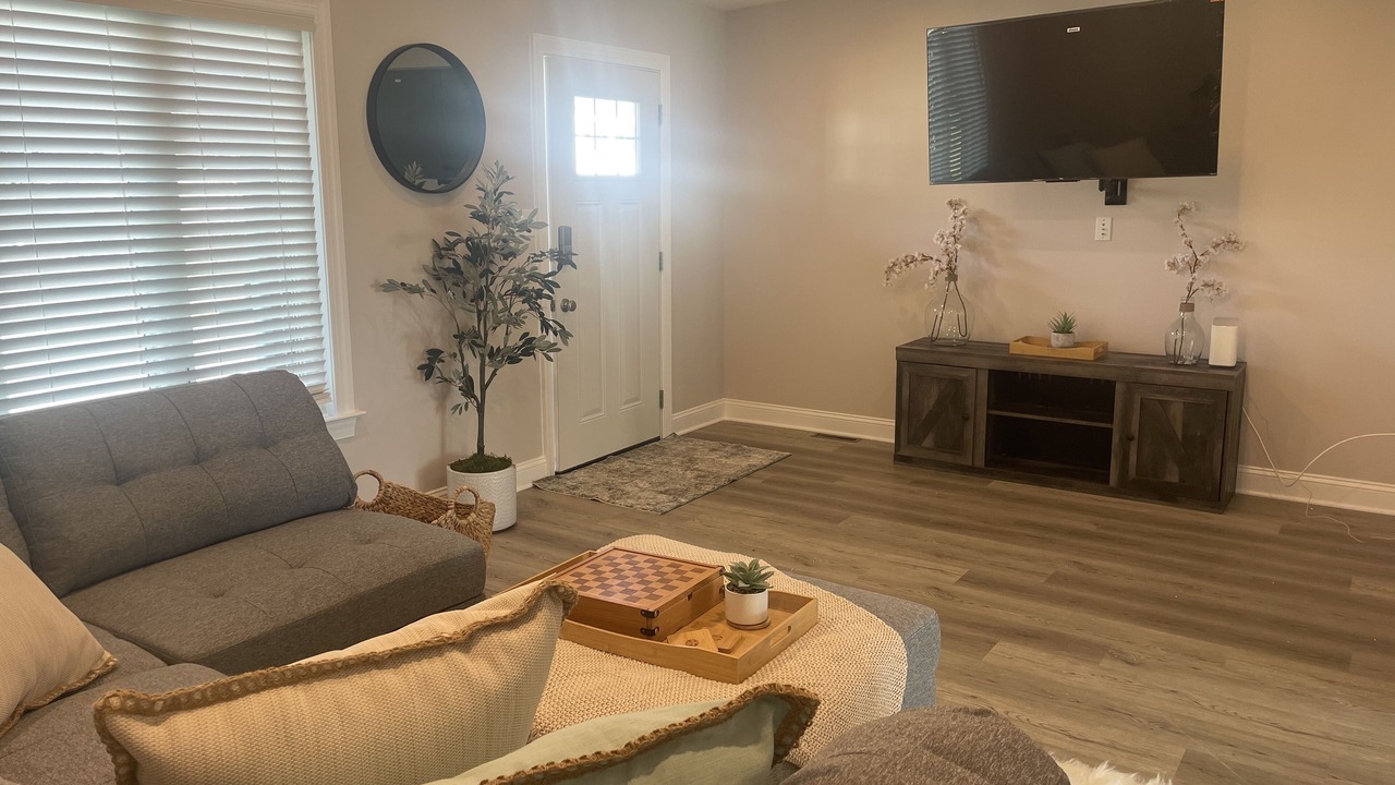 Photo of Livingroom in Newark