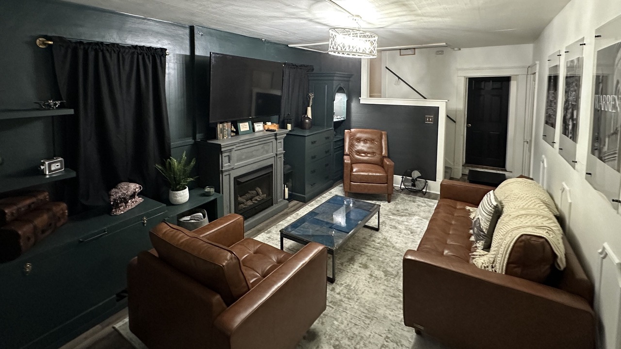 Photo of Livingroom in Warren