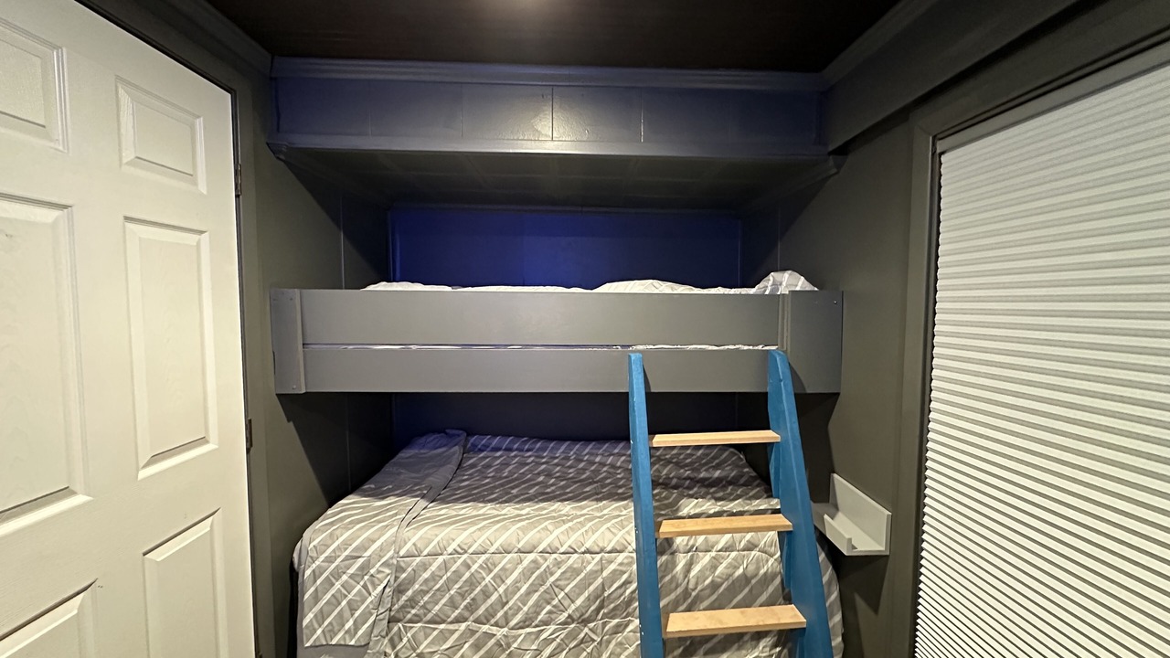 Photo of Bedroom in Warren