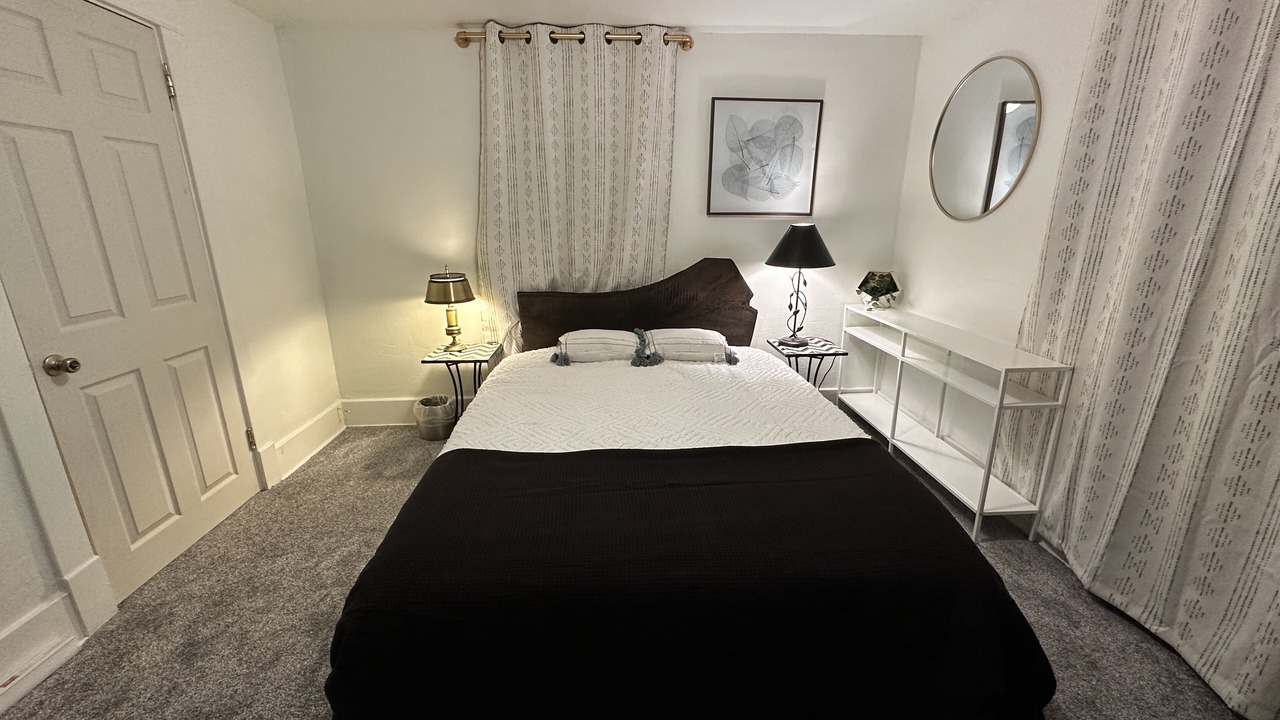 Photo of Bedroom in Warren