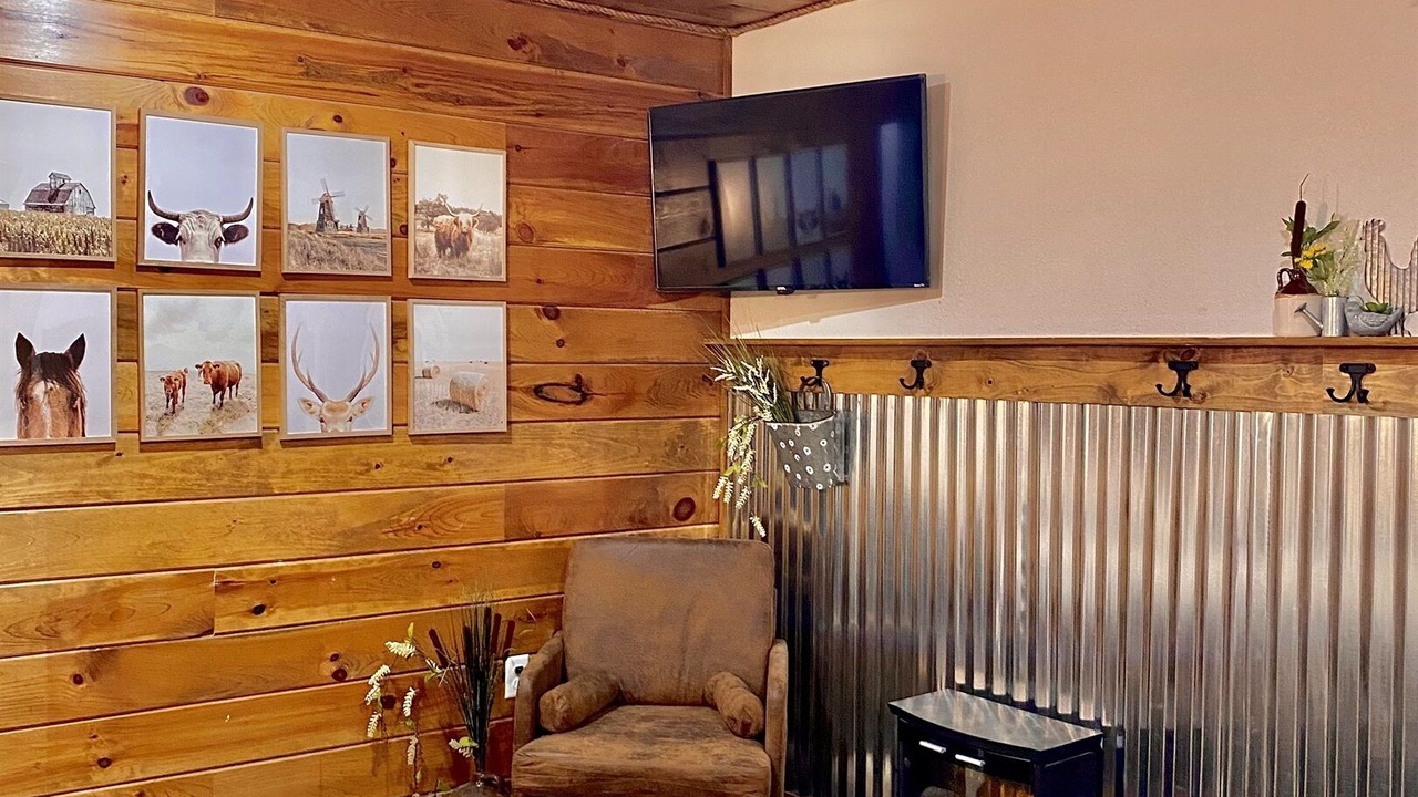 Photo of Bedroom in La Follette