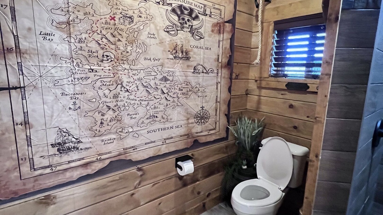 Photo of Bathroom in La Follette