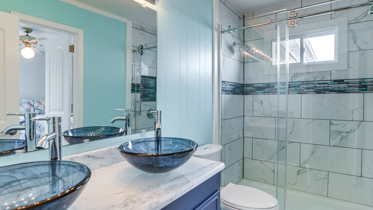 Photo of Bathroom in Colonial Beach