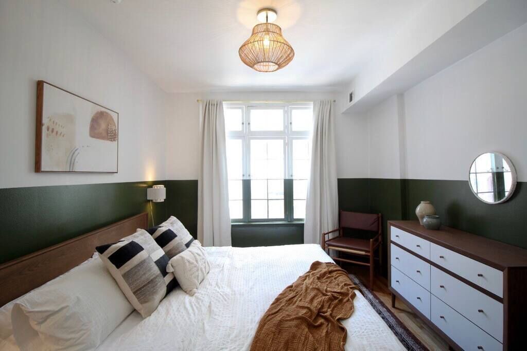 Photo of Bedroom in Rittenhouse Row