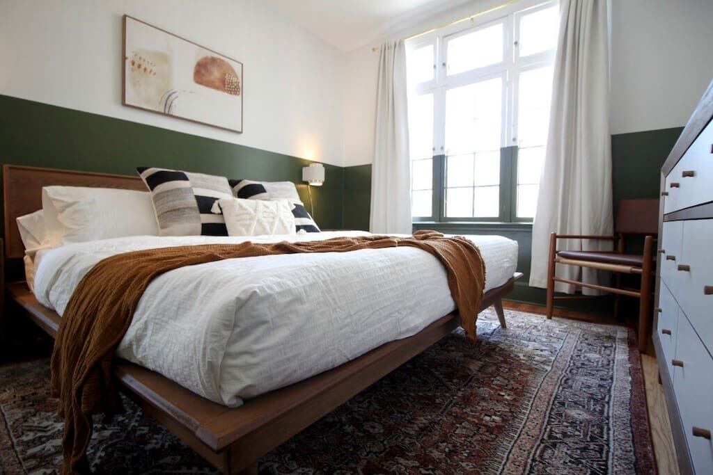 Photo of Bedroom in Rittenhouse Row