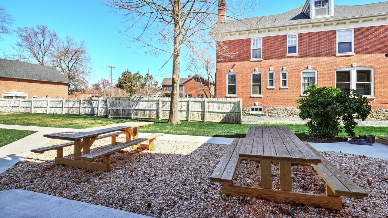 Photo of Outdoor in New Oxford