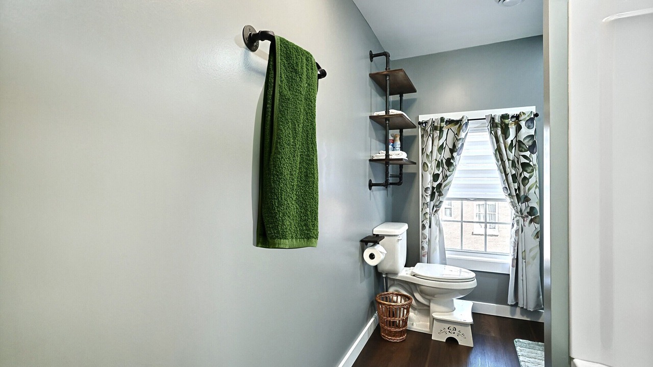 Photo of Bathroom in New Oxford