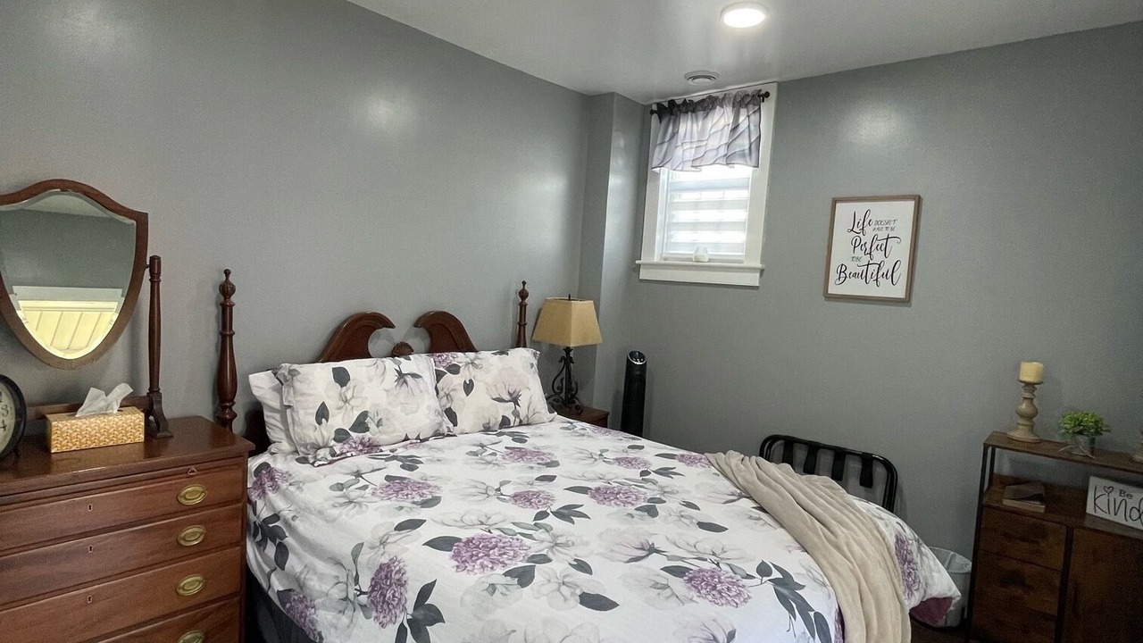 Photo of Bedroom in New Oxford