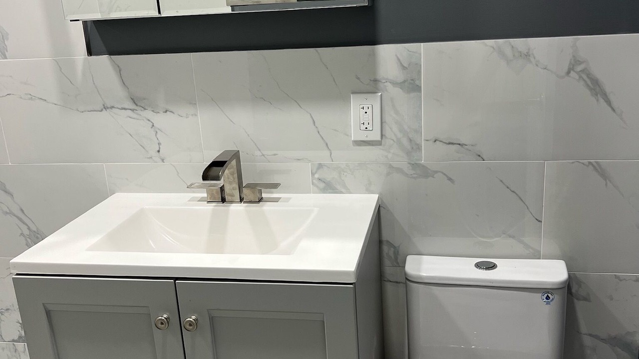 Photo of Bathroom in White Plains