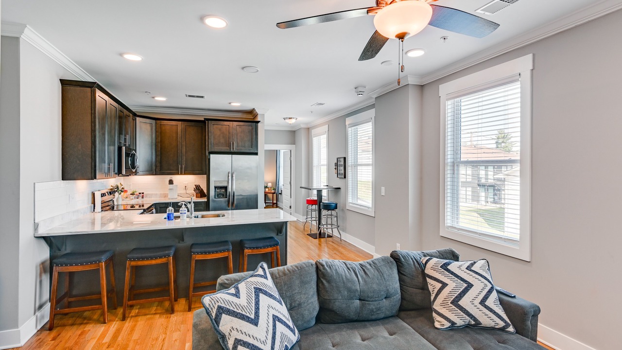 Photo of Livingroom in The Nations