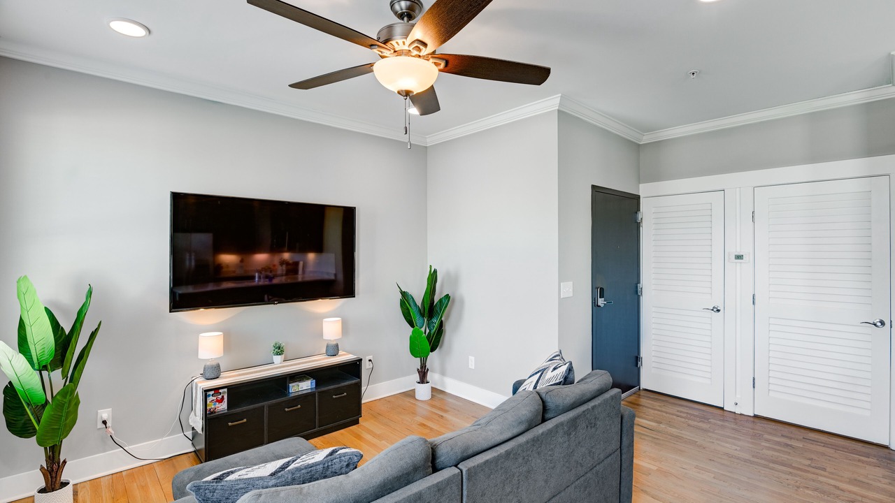 Photo of Livingroom in The Nations