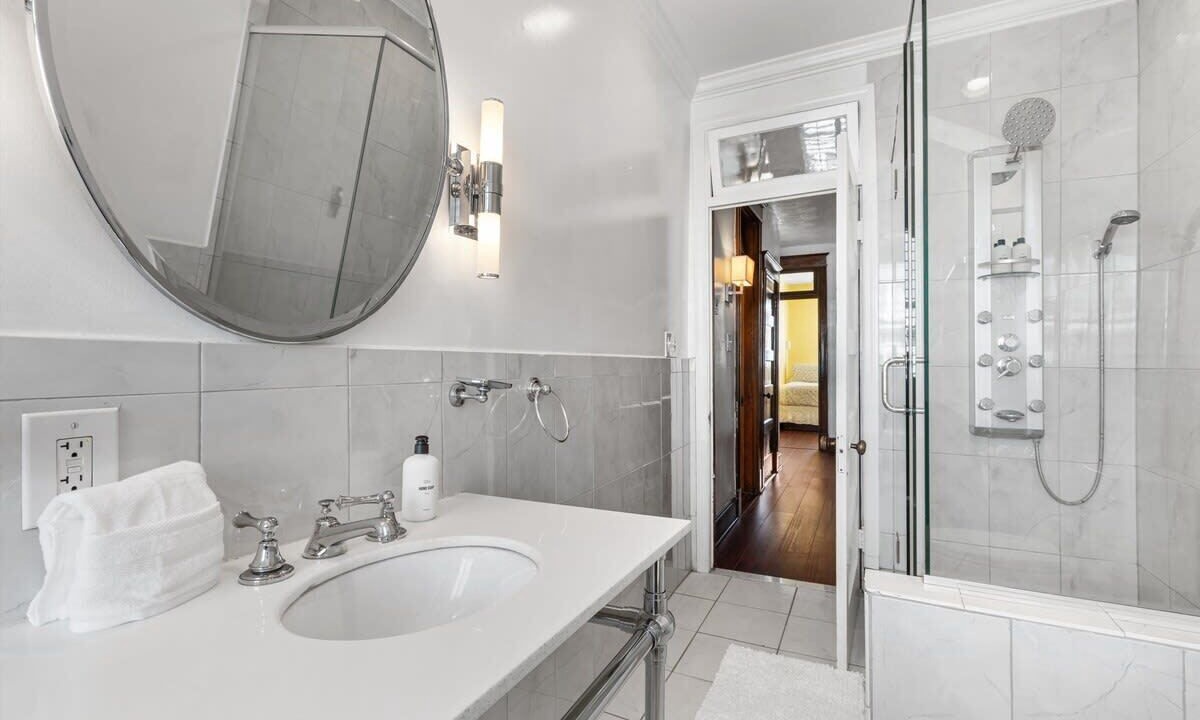 Photo of Bathroom in Park View
