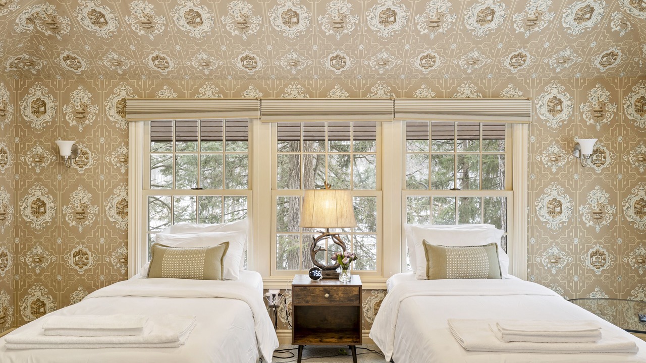 Photo of Bedroom in Airmont