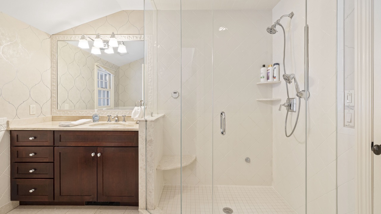 Photo of Bathroom in Airmont