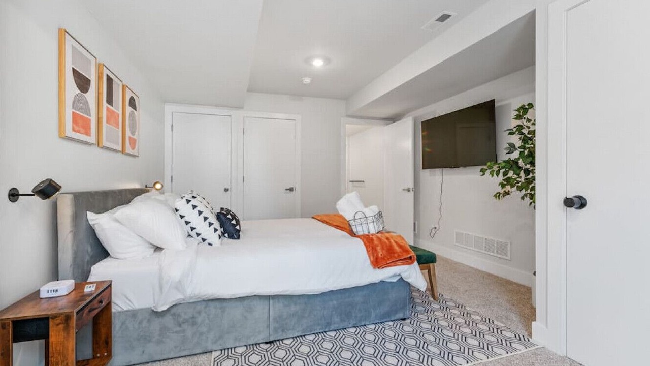 Photo of Bedroom in Central Northside