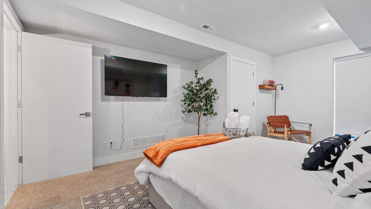Photo of Bedroom in Central Northside