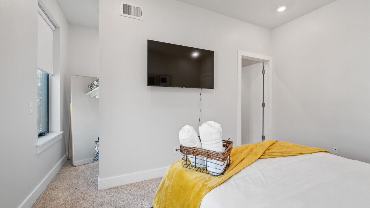 Photo of Bedroom in Central Northside