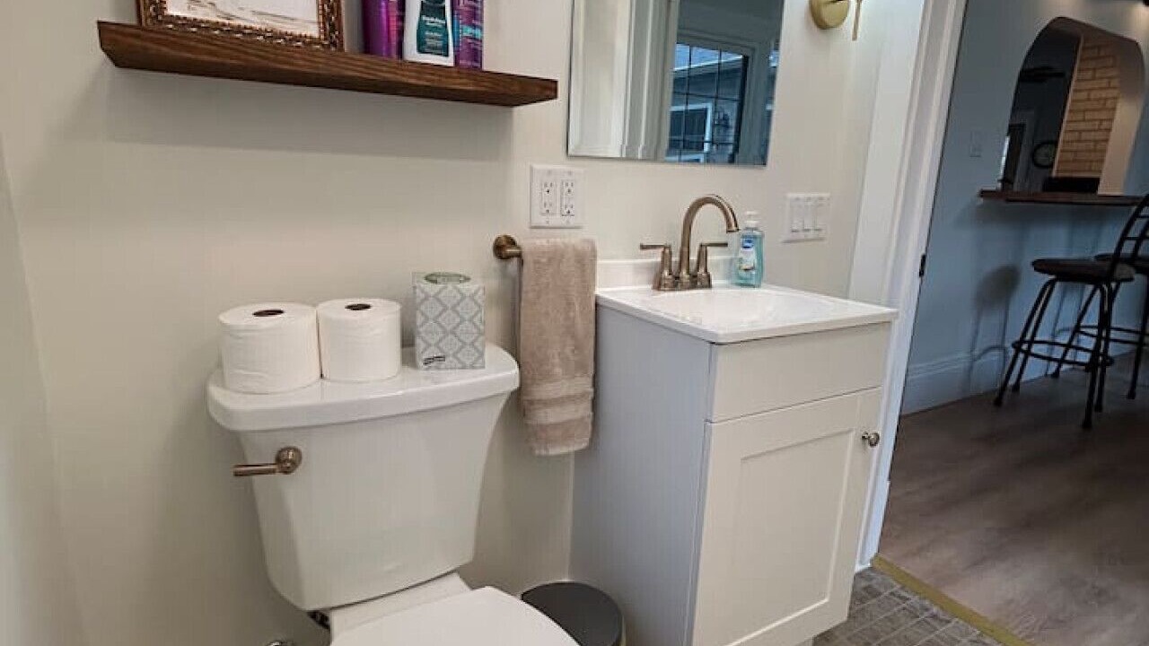 Photo of Bathroom in Huron