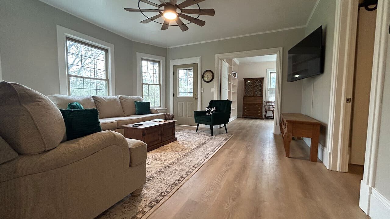 Photo of Bedroom in Huron
