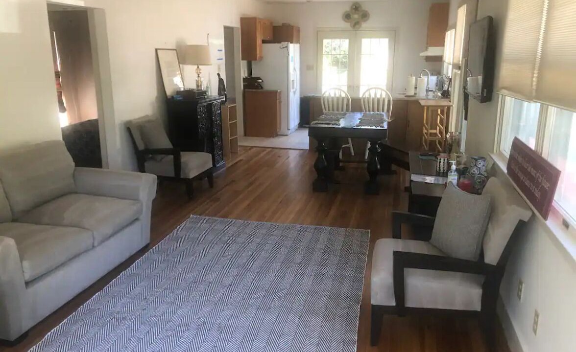 Photo of Livingroom in Somers Point