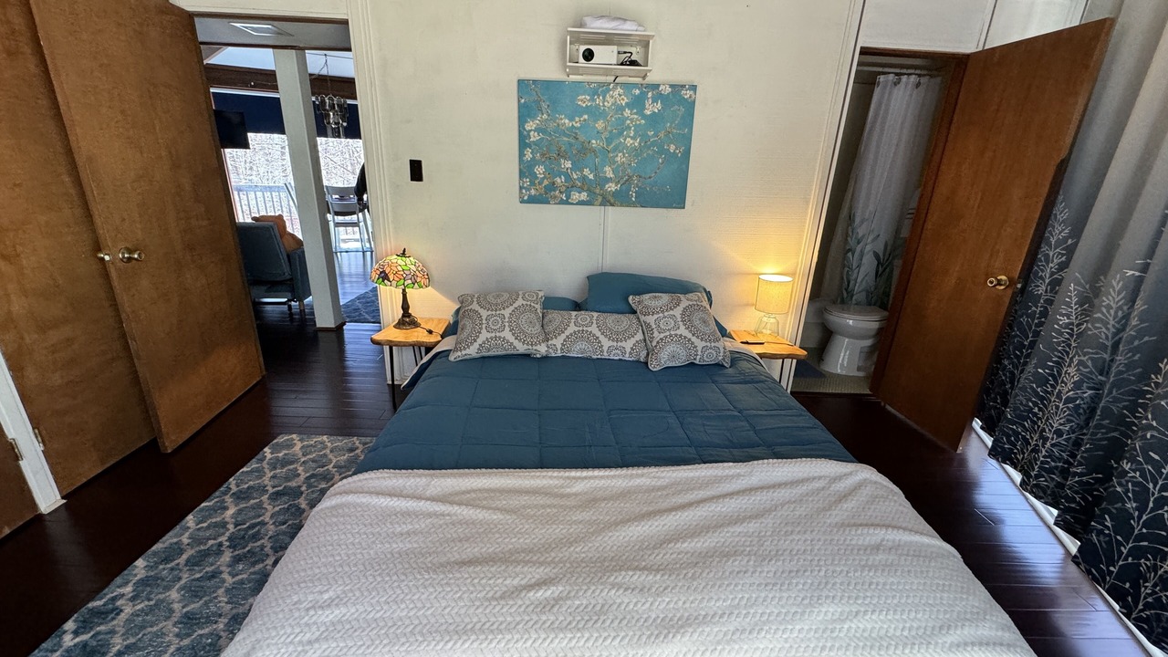 Photo of Bedroom in Lake Ariel