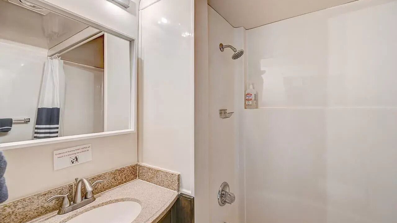 Photo of Bathroom in Lake Ariel