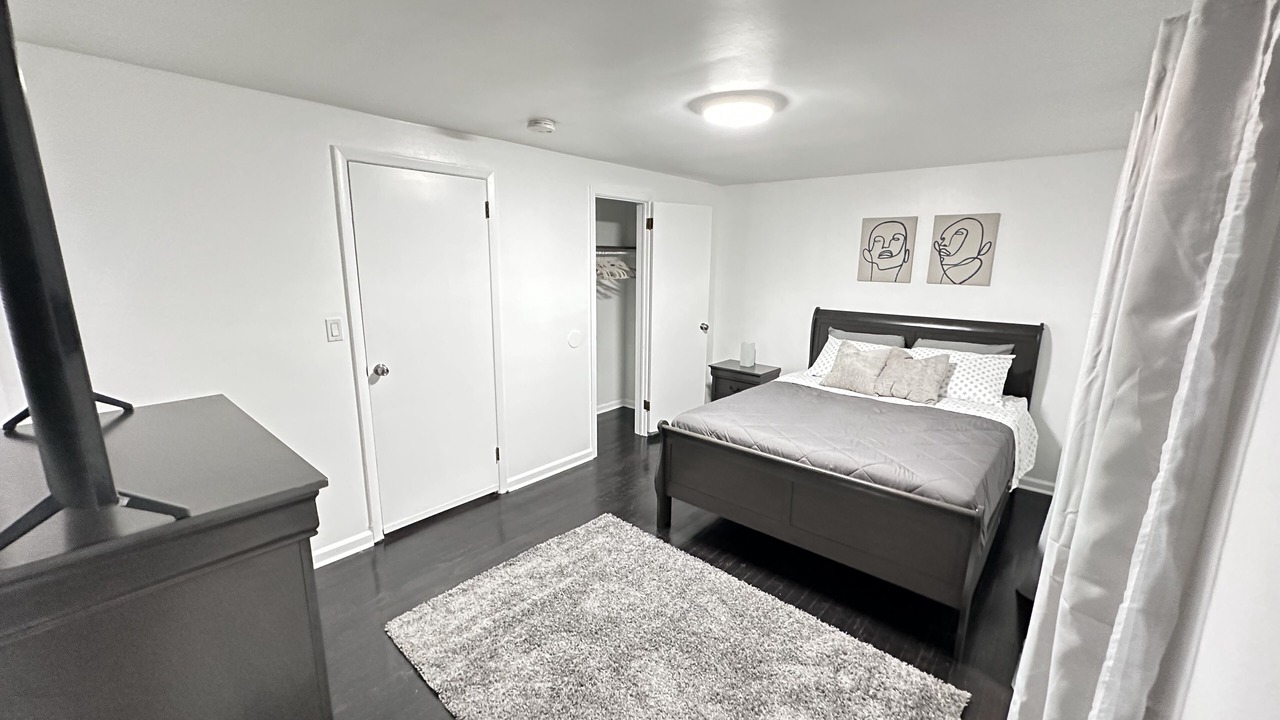 Photo of Bedroom in Belleville